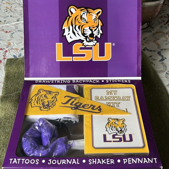 LSU Game Day Kit-NIB - Picture 3 of 6